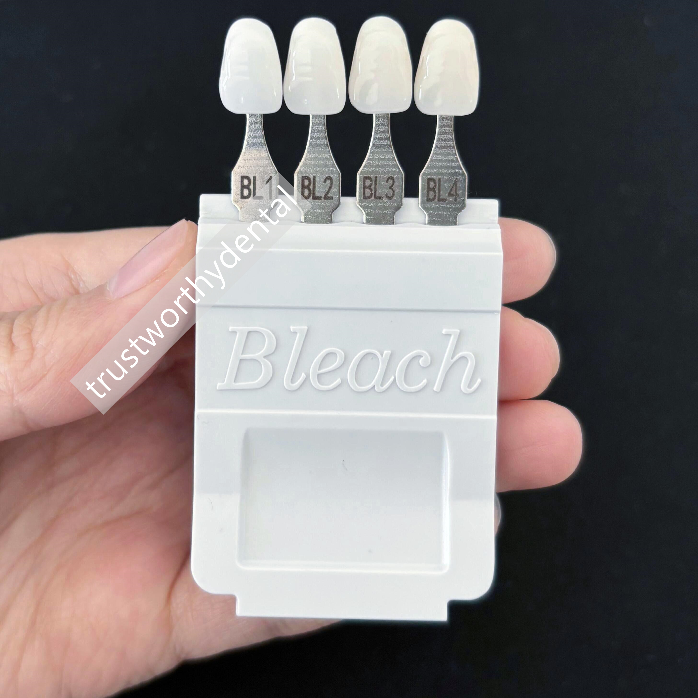 4 Colors Dental Bleached Shade - Teeth Whitening Shade Guide recensie en prijs